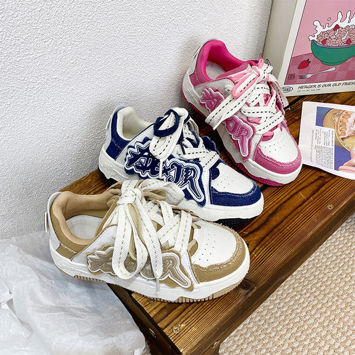 Letter Pattern Embroidered Canvas Sneakers